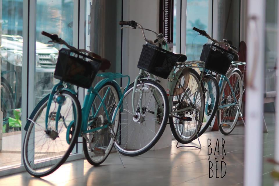Barandbed Urt Hostel Surat Thani Bagian luar foto