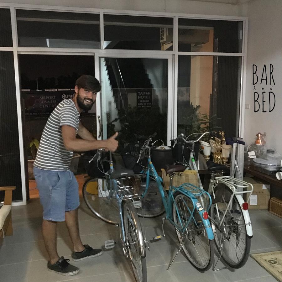 Barandbed Urt Hostel Surat Thani Bagian luar foto