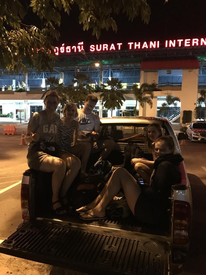 Barandbed Urt Hostel Surat Thani Bagian luar foto