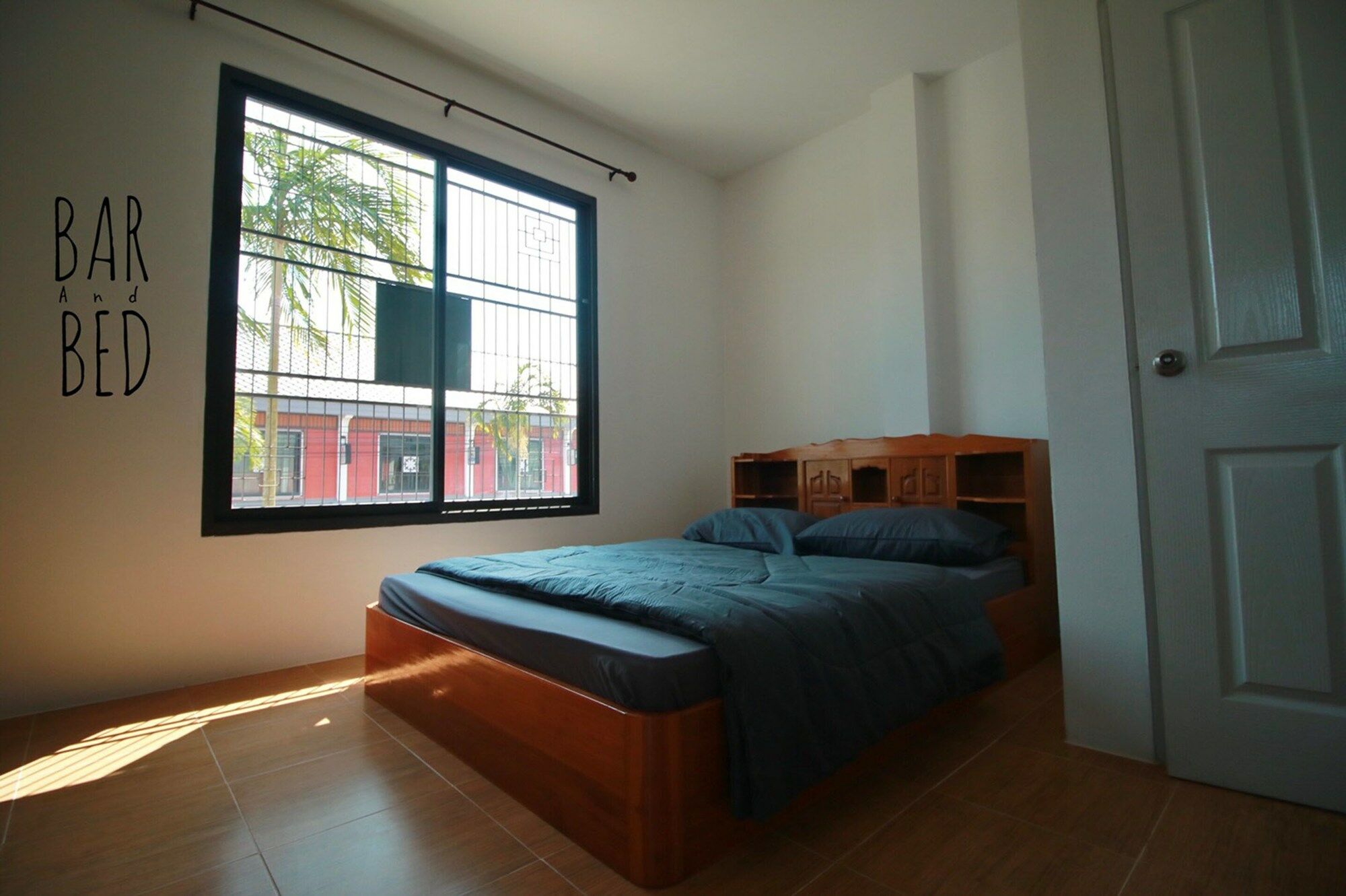 Barandbed Urt Hostel Surat Thani Bagian luar foto