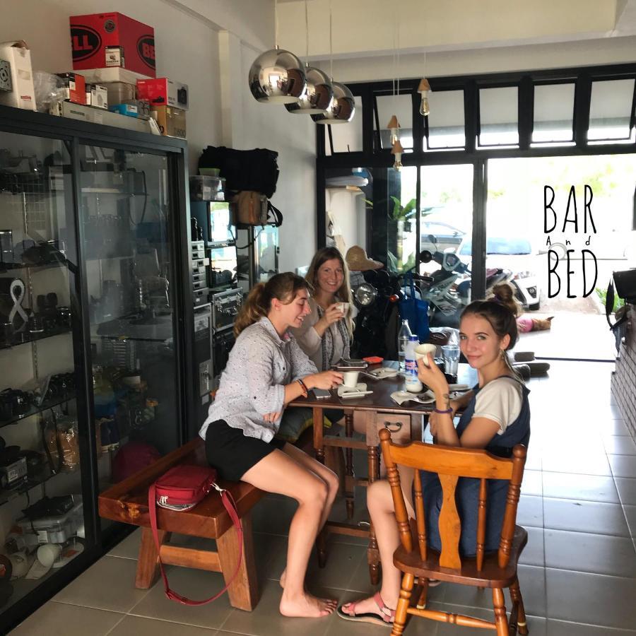 Barandbed Urt Hostel Surat Thani Ruang foto